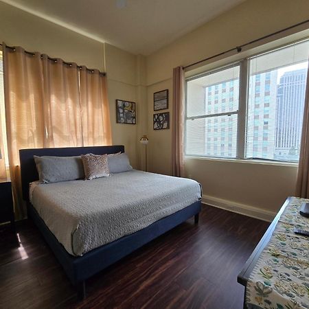 Amazing Condos Beautiful View 2 Blocks To French Quarter, Small Rooftop Pool, Gym, Seanger Theater, Super Dome, And Bourbon St New Orleans Ruang foto