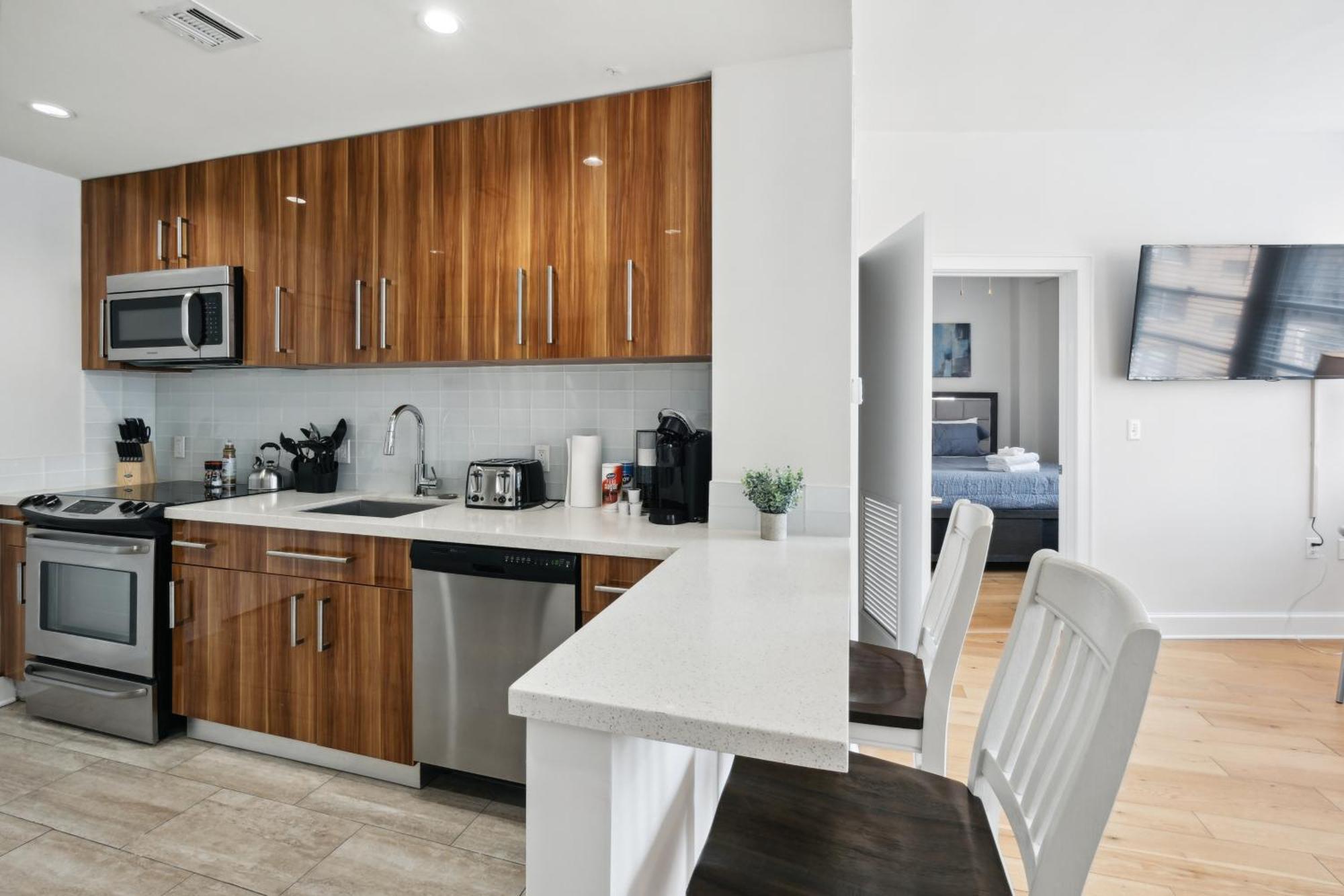 Amazing Condos Beautiful View 2 Blocks To French Quarter, Small Rooftop Pool, Gym, Seanger Theater, Super Dome, And Bourbon St New Orleans Ruang foto