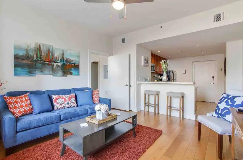 Amazing Condos Beautiful View 2 Blocks To French Quarter, Small Rooftop Pool, Gym, Seanger Theater, Super Dome, And Bourbon St New Orleans Bagian luar foto