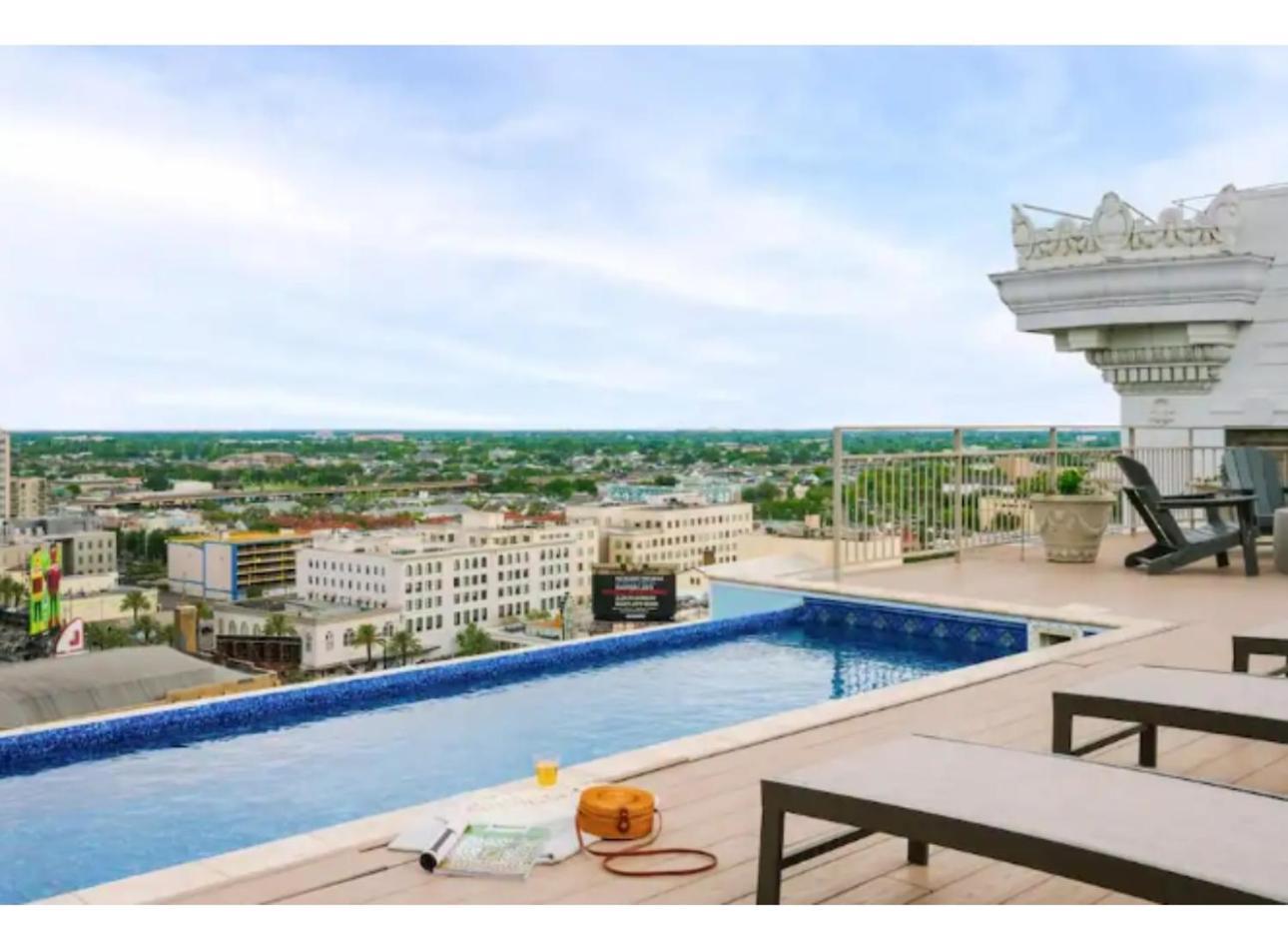 Amazing Condos Beautiful View 2 Blocks To French Quarter, Small Rooftop Pool, Gym, Seanger Theater, Super Dome, And Bourbon St New Orleans Bagian luar foto