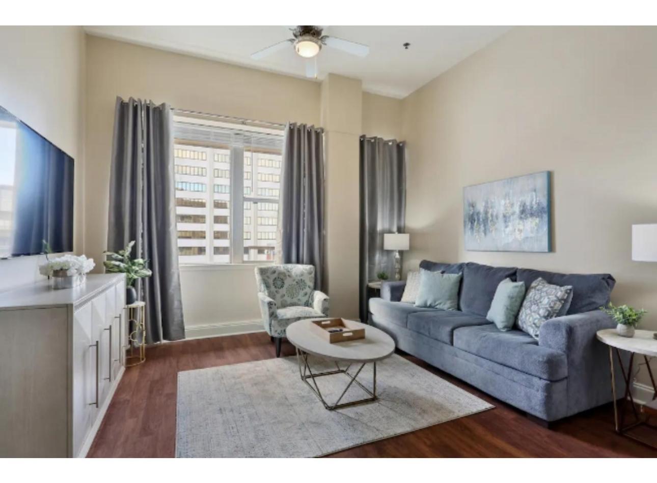 Amazing Condos Beautiful View 2 Blocks To French Quarter, Small Rooftop Pool, Gym, Seanger Theater, Super Dome, And Bourbon St New Orleans Ruang foto