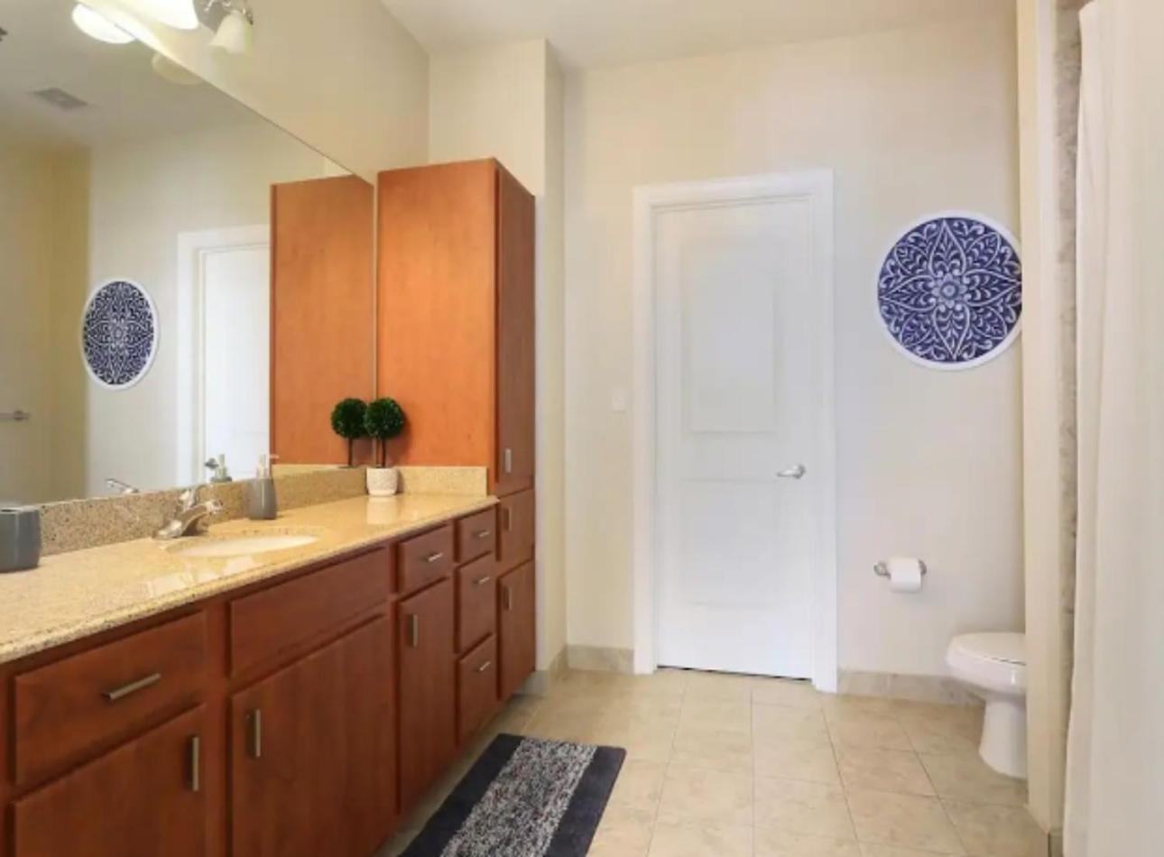 Amazing Condos Beautiful View 2 Blocks To French Quarter, Small Rooftop Pool, Gym, Seanger Theater, Super Dome, And Bourbon St New Orleans Bagian luar foto