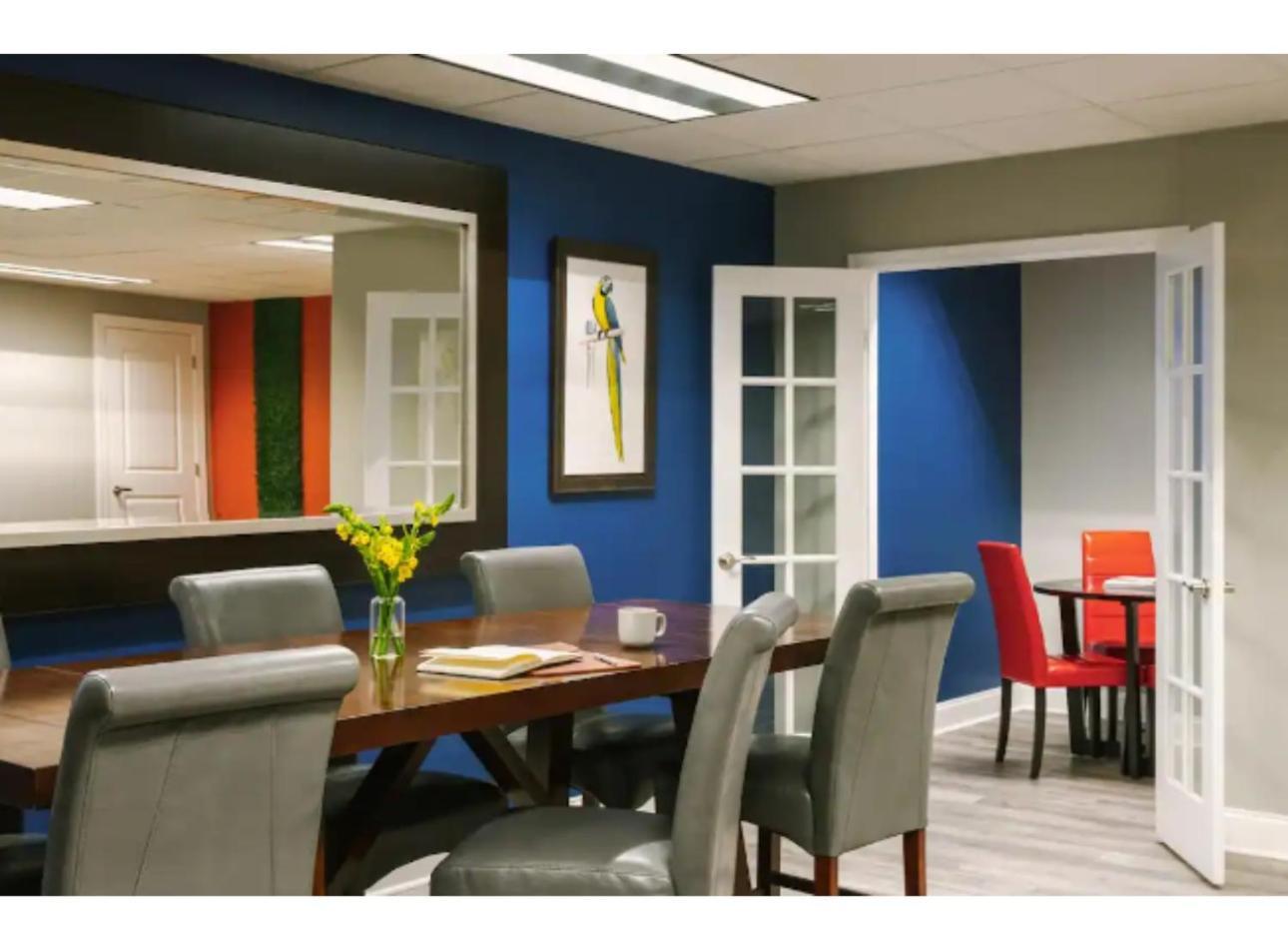 Amazing Condos Beautiful View 2 Blocks To French Quarter, Small Rooftop Pool, Gym, Seanger Theater, Super Dome, And Bourbon St New Orleans Bagian luar foto