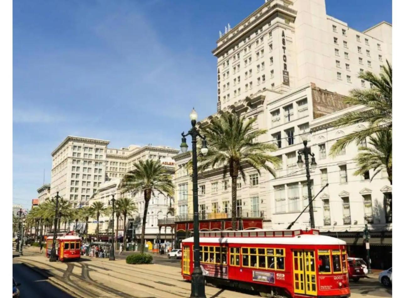 Amazing Condos Beautiful View 2 Blocks To French Quarter, Small Rooftop Pool, Gym, Seanger Theater, Super Dome, And Bourbon St New Orleans Bagian luar foto