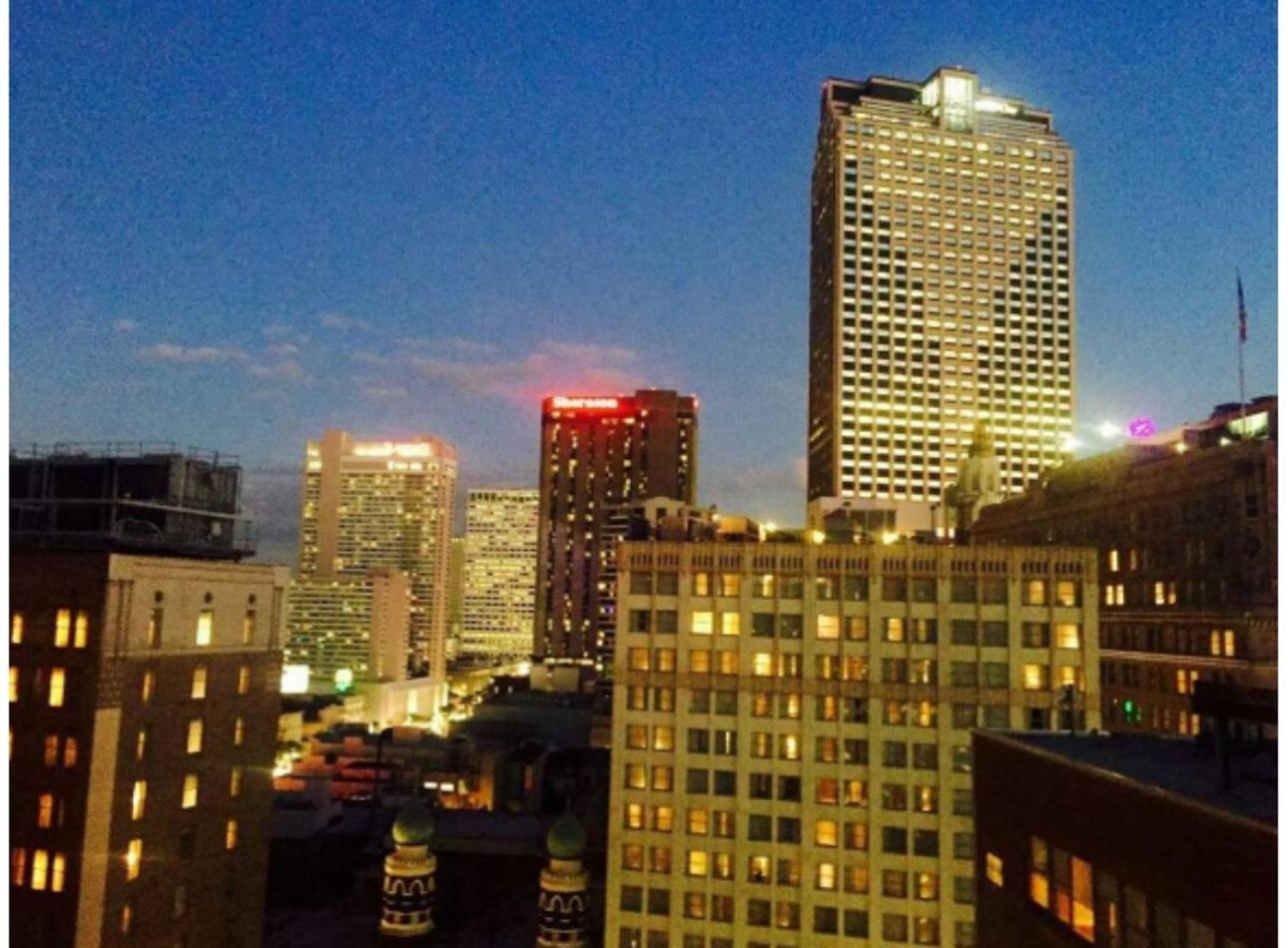 Amazing Condos Beautiful View 2 Blocks To French Quarter, Small Rooftop Pool, Gym, Seanger Theater, Super Dome, And Bourbon St New Orleans Bagian luar foto